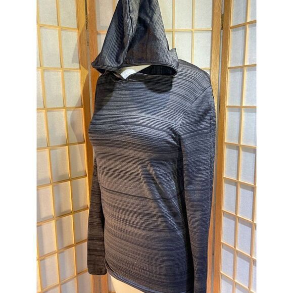 Fabletics Sm Striped Hoodie   - Picture 12 of 14